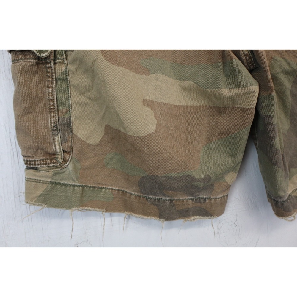 Mens American Eagle Cargo Shorts Camo Size 36 Cotton Y2K Distressed - Picture 11 of 11